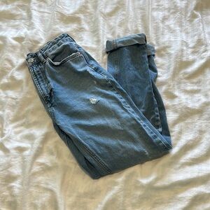 UO Mom Jeans